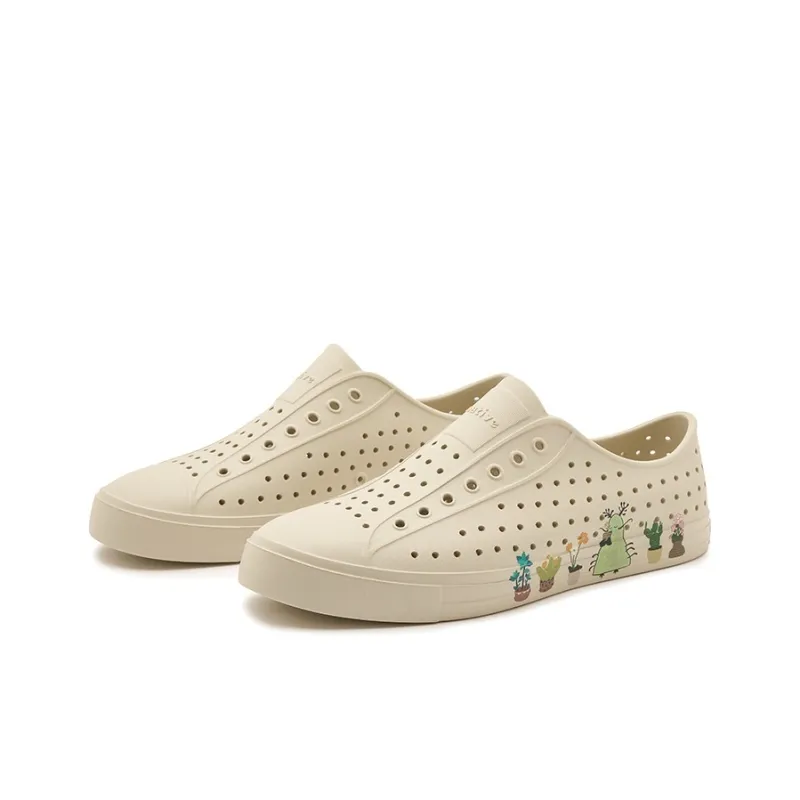 Native Shoes Bloom Clogs Unisex Ecru-7
