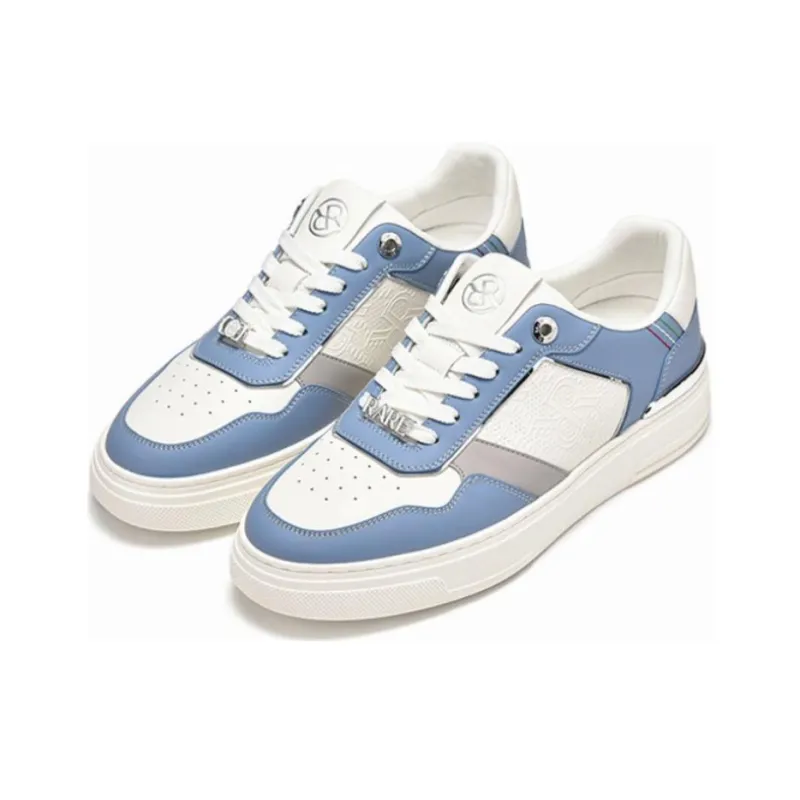RARE Low Top Skateboard Shoes Men's White Blue-1