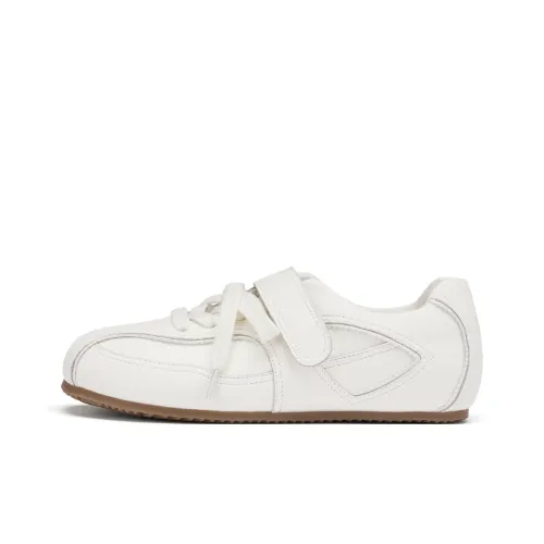 Hotwind Anti Slip And Wear Resistant Lightweight Low Top Casual Shoes Women's Beige