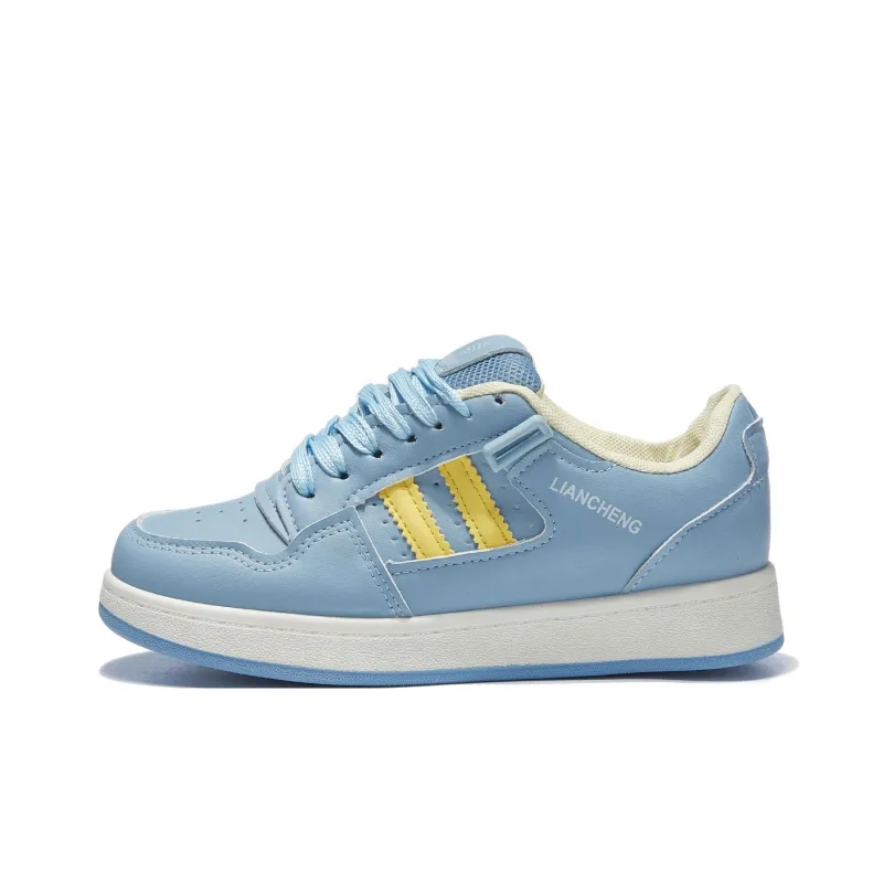 Little Red Man Low Top Skateboard Shoes Women's Gray Blue-18