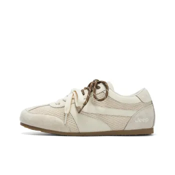 Jeep Low Top Running Shoes Women's
