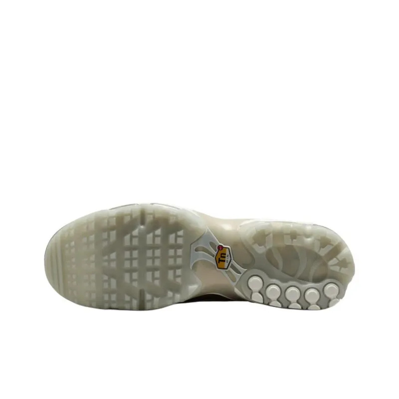 Nike Air Max Plus Low Top Golf Shoes Unisex Ecru-5
