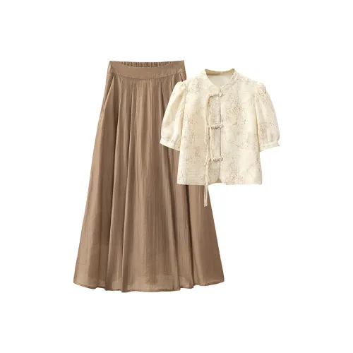 TOUCH Skirt Set Women's Beige+Coffee