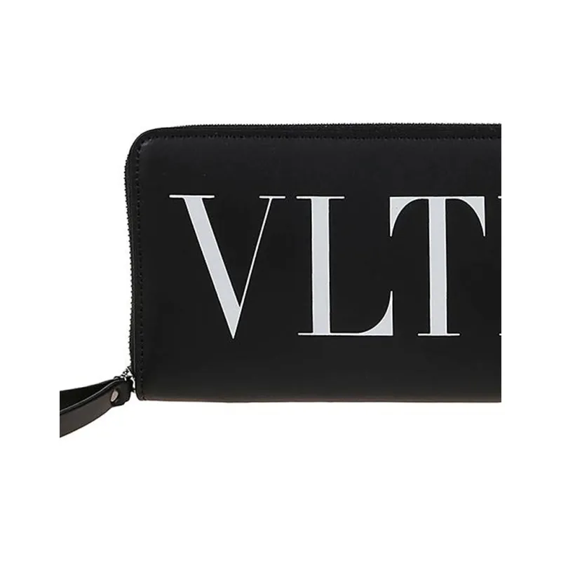 Valentino Calfskin Wallet Men's Black-3