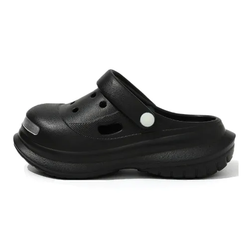 Red bean Slippers / Home Slippers