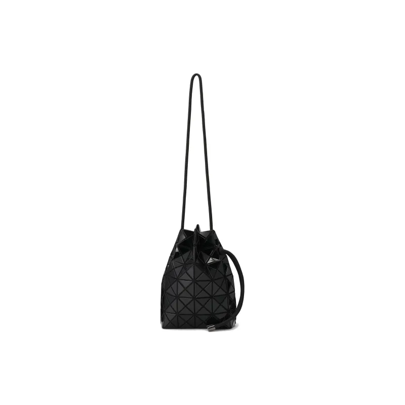 ISSEY MIYAKE Wring Vinyl Chloride Resin Bucket Bag, Shoulder Bag Women's Black-0