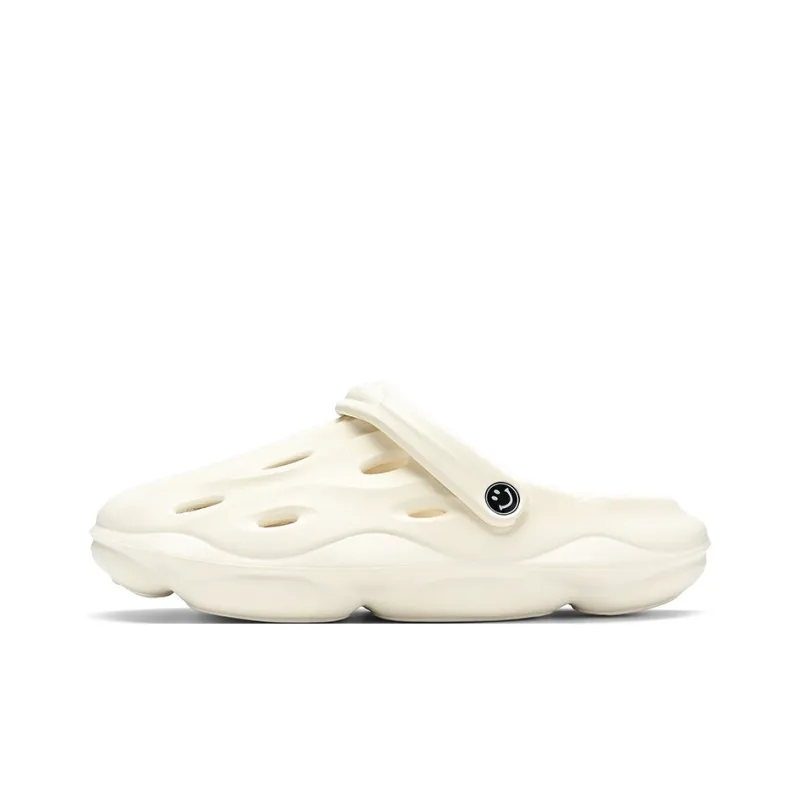 Wooden Rabbit Clogs Men-16