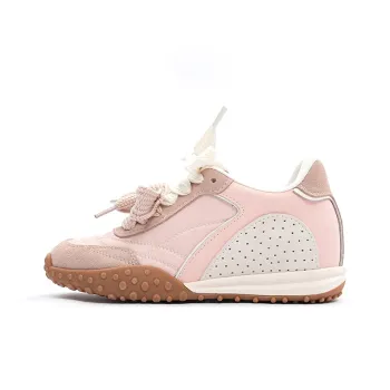 A Poinsettia Princess Slip Resistant Low Top Casual Shoes Women's