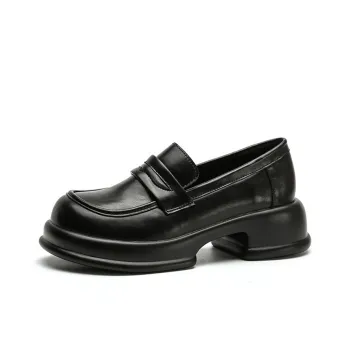 A Poinsettia Princess Loafers Women's Black