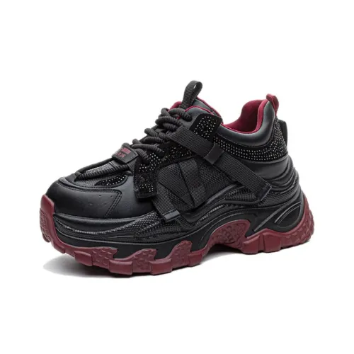 A Poinsettia Princess Chunky Sneakers Women's