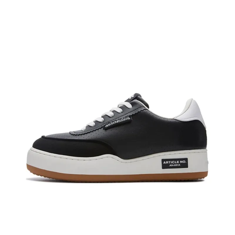 ARTICLE NO. American Hamburger Collection Slip Resistant Low Top Skateboard Shoes Unisex-0