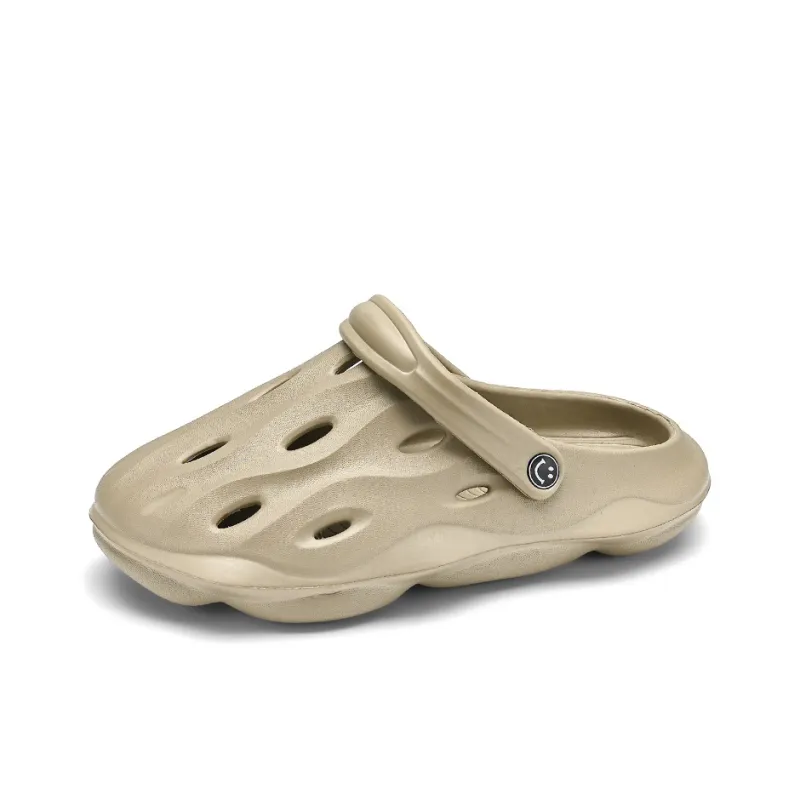 Wooden Rabbit Clogs Men-12