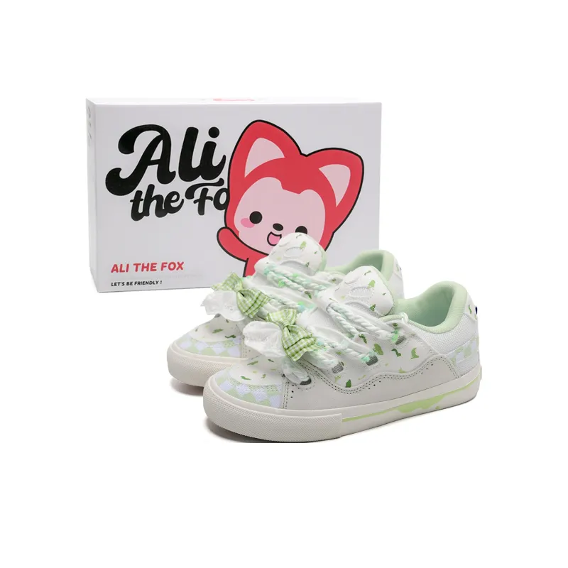 ALI THE FOX Balance Abrasion Resistant Lightweight Slip Resistant Low Top Skateboard Shoes Women's-6