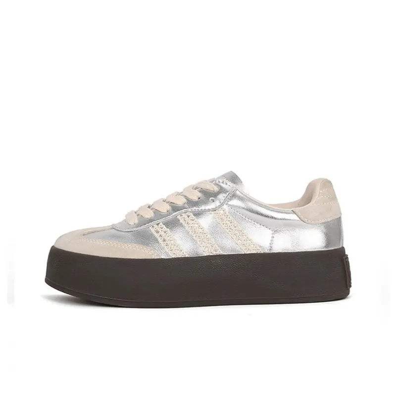 A Poinsettia Princess Low Top Skateboard Shoes Women's Silver-0