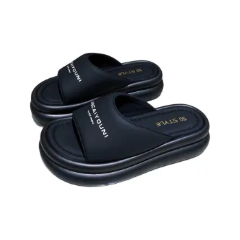 Yamada Hyakuju Slippers Black White