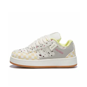 VICTORIA&VERA Anti Slip And Wear Resistant Lightweight Low Top Skateboard Shoes Women's Cranberry