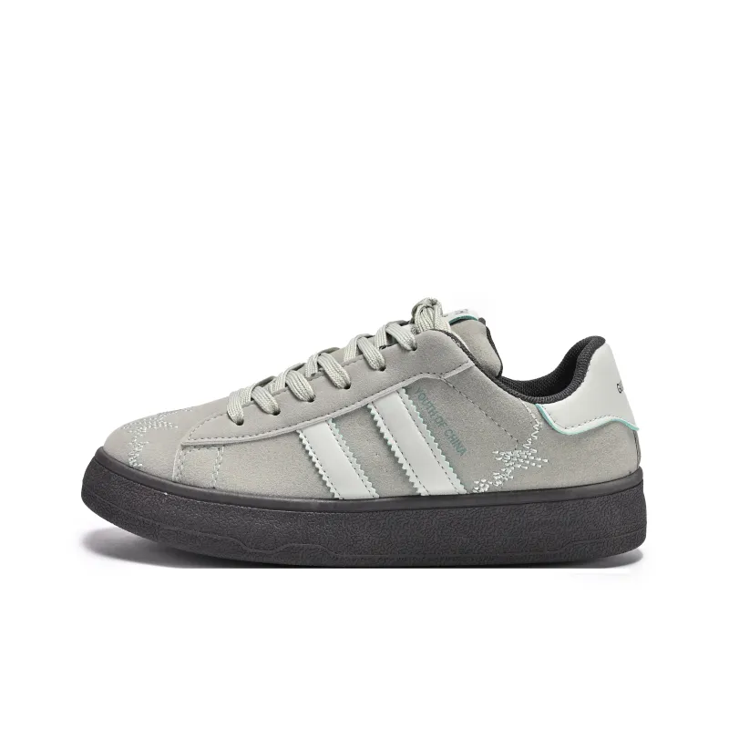Lycakington Anti Slip Wear Resistant Low Top Skateboard Shoes Women's-9