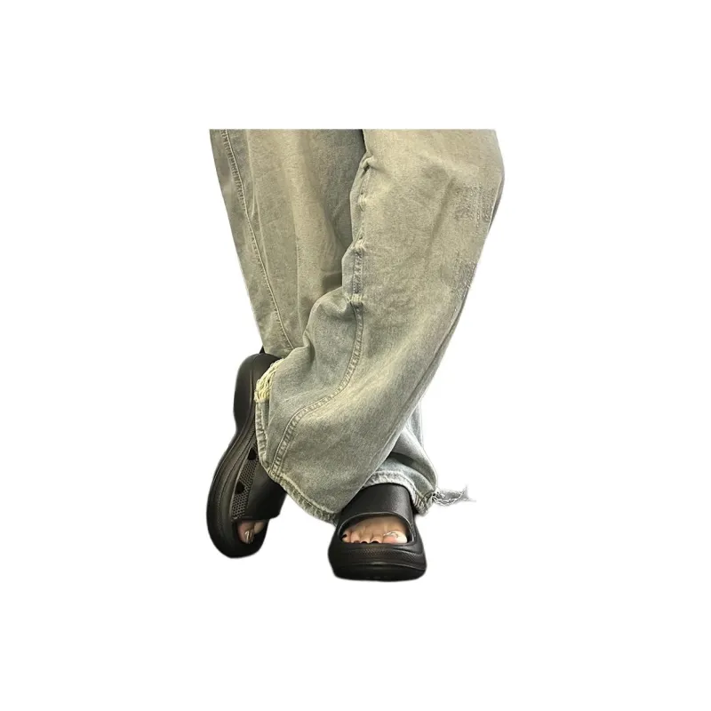 Yamada Hyakuju Slippers White, Black-9