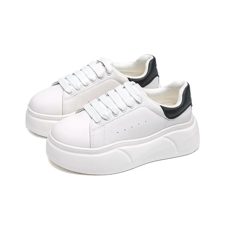 Than Than Me Low Top Skateboard Shoes Women's White Black-1