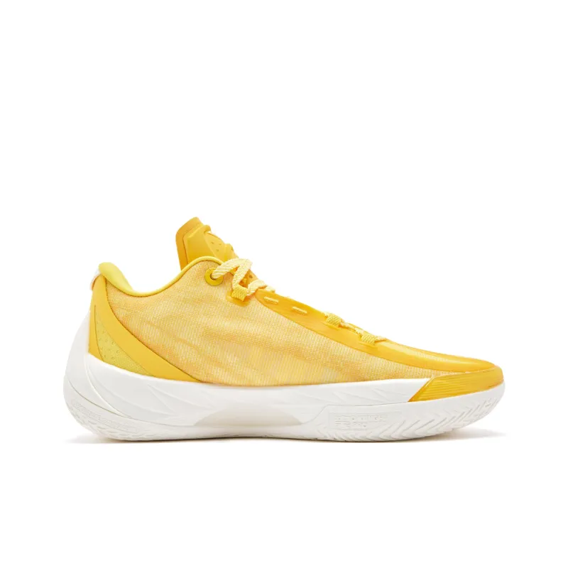 QIAODAN Poisonous Fangs 3.5 Basketball Shoes Men Low Top Spectral Yellow Ivory-1