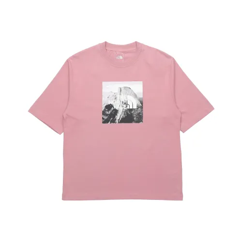 THE NORTH FACE T-Shirt Unisex Pink