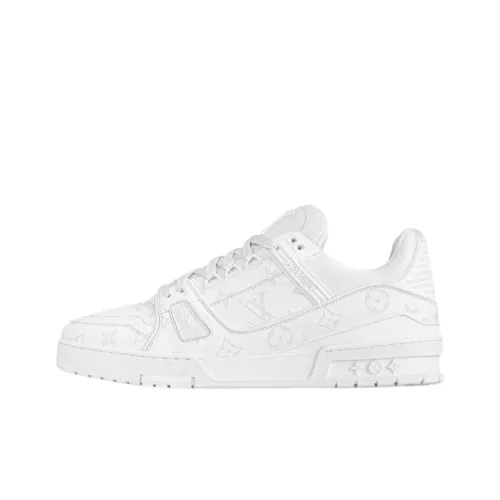 LOUIS VUITTON Breathable Lightweight Low Top Casual Shoes Women's White