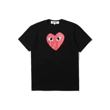 Comme Des Garcons Play Red Heart T shirt