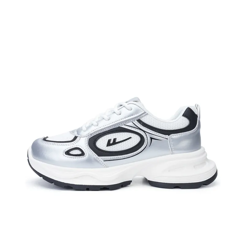 Warrior Wear resistant Non slip And Breathable Low Top Chunky Sneakers Women's-0