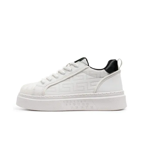 MIIOW Anti Slip Wear Resistant Low Top Skateboard Shoes Men's