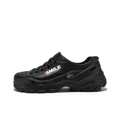 LiNing Yunchuan V2 Anti Slip Wear Resistant Low Top Trendy Board Shoes Womens White Black