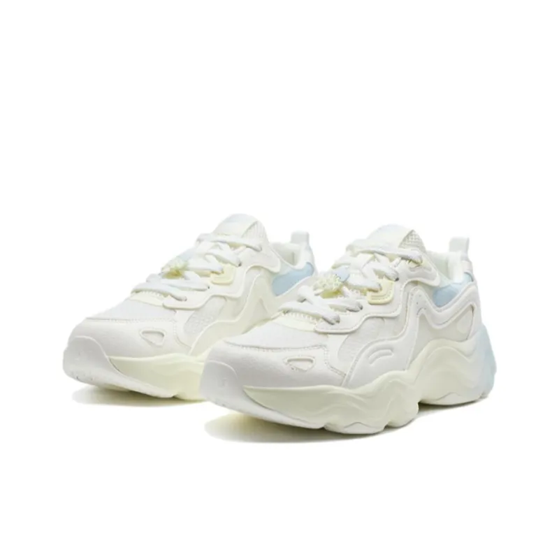 XTEP Sports Life Collection Non slip Wear resistant Impact resistant Low Top Chunky Sneakers Women's White Blue-1