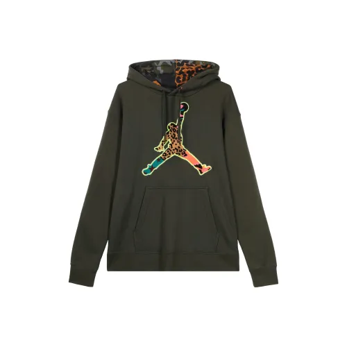 Look for the Womens Air Jordan 6 Mint Foam to storm