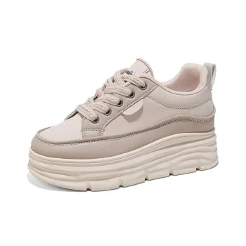 Crocodile Cushioning Height Increasing Low Top Skateboard Shoes Women's