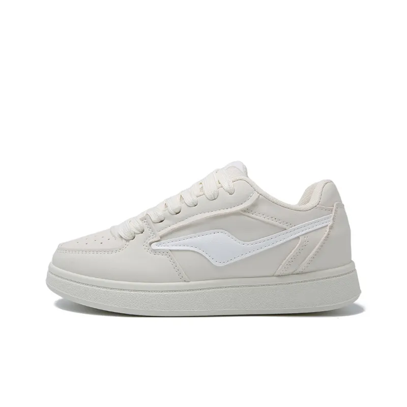 FCMM Low Top Skateboard Shoes Women's Box Included-15