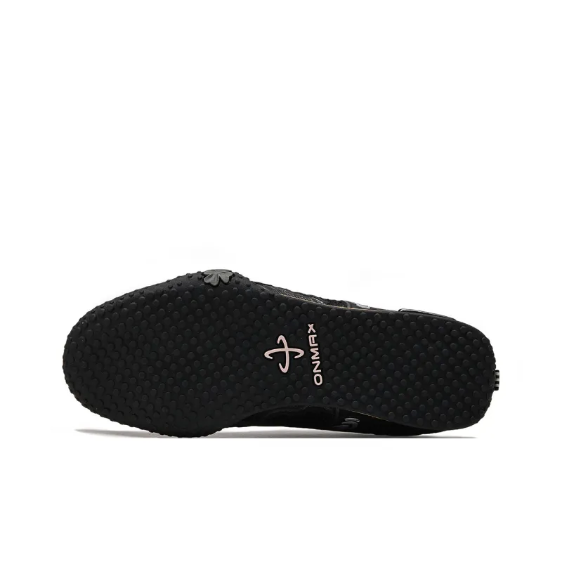 ON MAX Wear resistant And Lightweight Low Top Training Shoes Women's Black-4