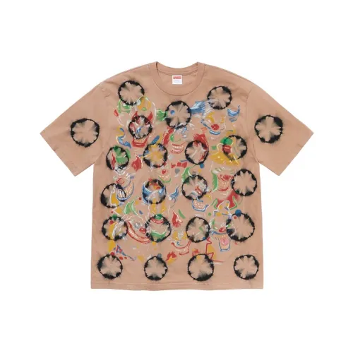 Supreme fits Tee