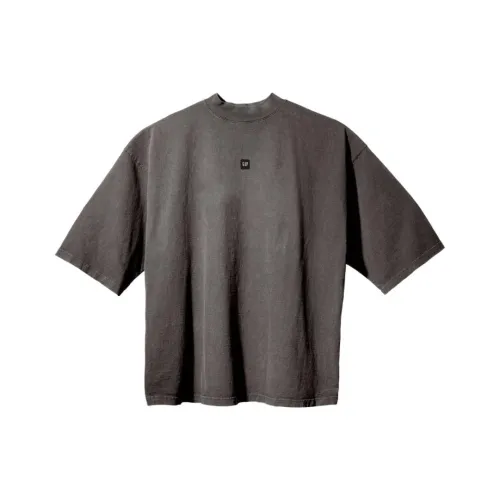 YEEZY Gap Engineered By Balenciaga Logo 3/4 Sleeve T shirt