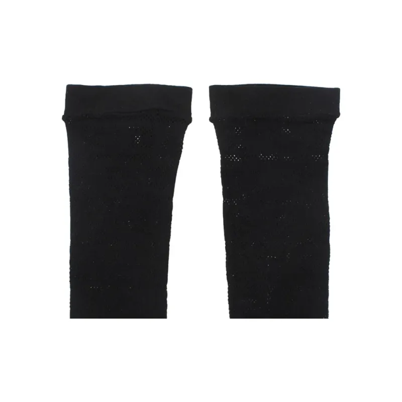 FENDI Mid Calf Socks Women's Black-1