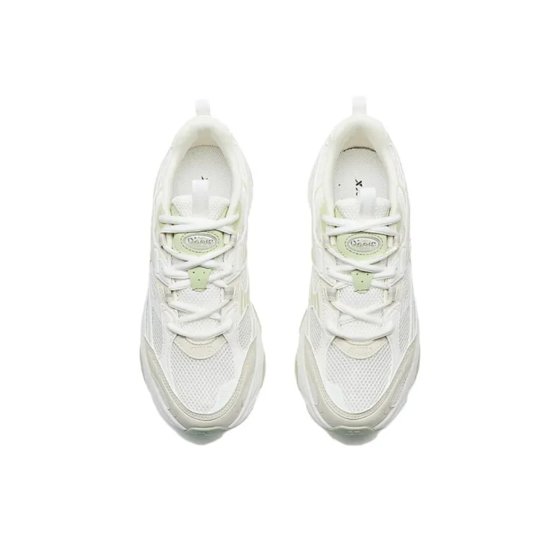 XTEP Breathable And Wear resistant Low Top Casual Shoes Women's White Green-2