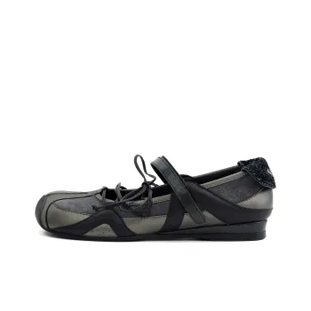 RUNTOTHEFUTURE Casual Single Shoes Women's Black