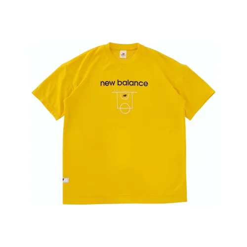 New Balance T-Shirts Men Yellow