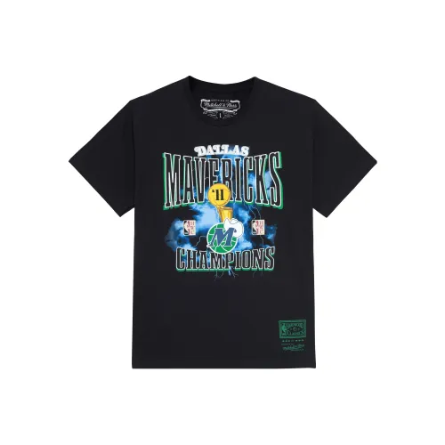 Mitchell & Ness x Playoffs T Shirt Unisex Black