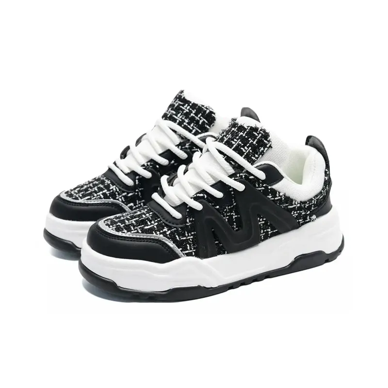 Circle Small Coverage Abrasion Resistant Lightweight Low Top Skateboard Shoes Unisex Black White-2