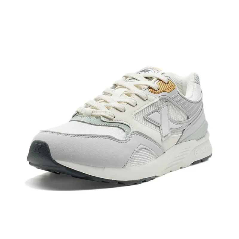 XTEP Anti Slip Wear Resistant Low Top Casual Shoes Men's White Gray-1