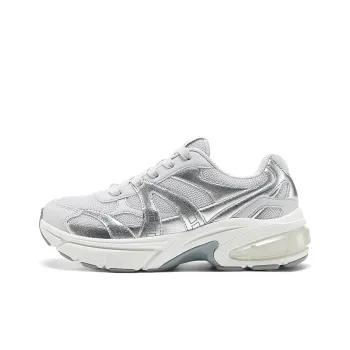 Skechers Non slip Support Low Top Chunky Sneakers Women's Gray Silver