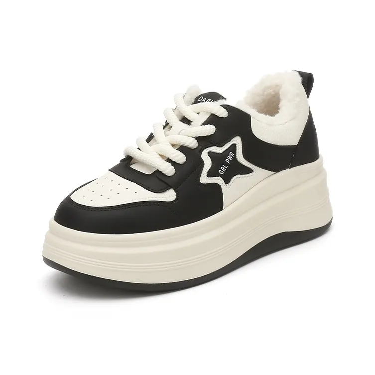 DAPHNE Roam Low Top Skateboard Shoes Women's-4