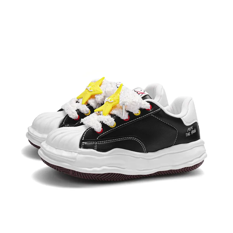 Pepe The Frog Low Top Skateboard Shoes Women's-8