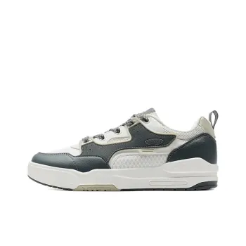 XTEP Master Of The Beast Wear resistant And Lightweight Low Top Skateboard Shoes Men's White Gray