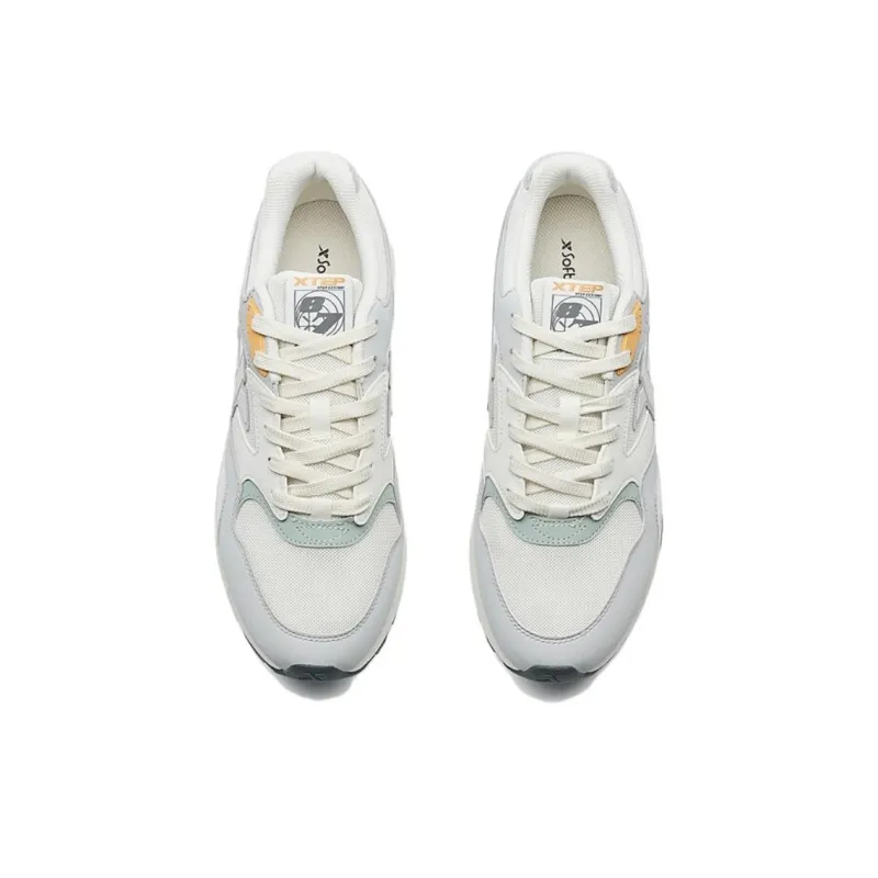 XTEP Anti Slip Wear Resistant Low Top Casual Shoes Men's White Gray-3