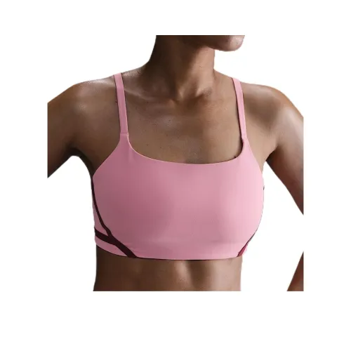 Nike One Convertible Women's Light Support Lightly Lined Sports Bra